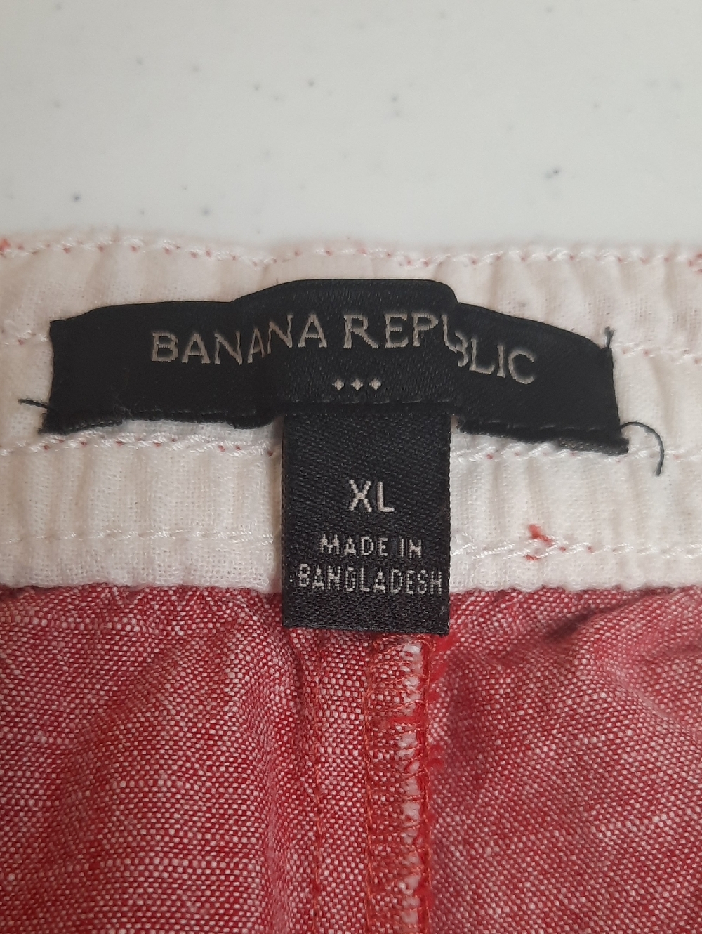 Banana Republic Men's XL Deck Shorts Red Cotton Elastic Waist Pockets Summer - Picture 2 of 10